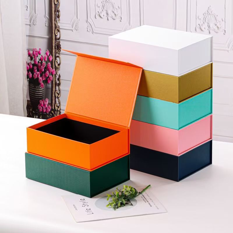 Collapsible Gift Box / Foldable Gift Box