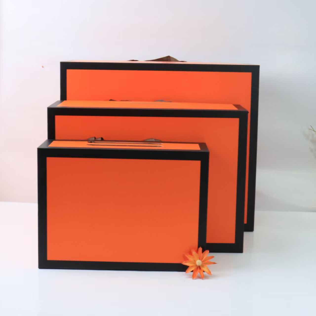 Collapsible Rigid Gift Box