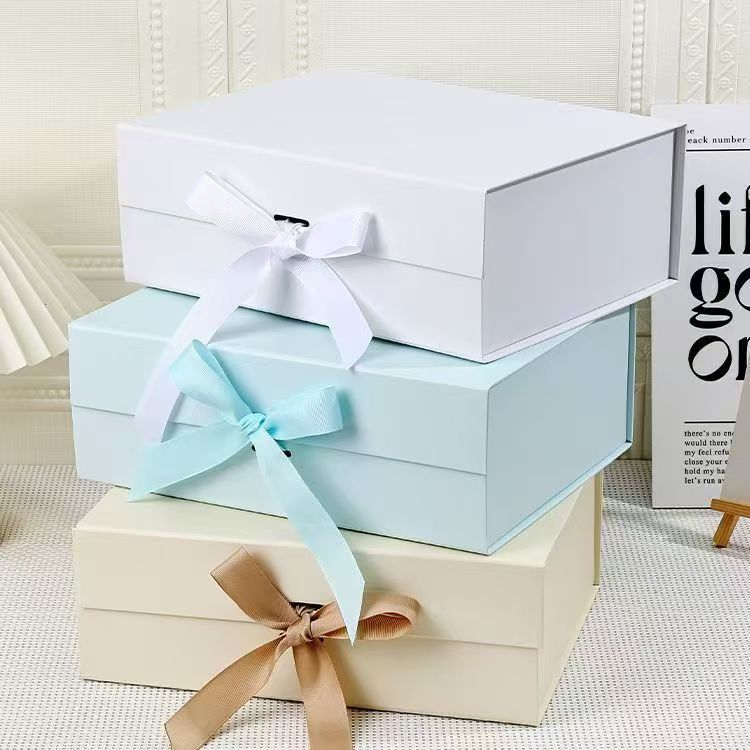 Collapsible Gift Box / Foldable Gift Box